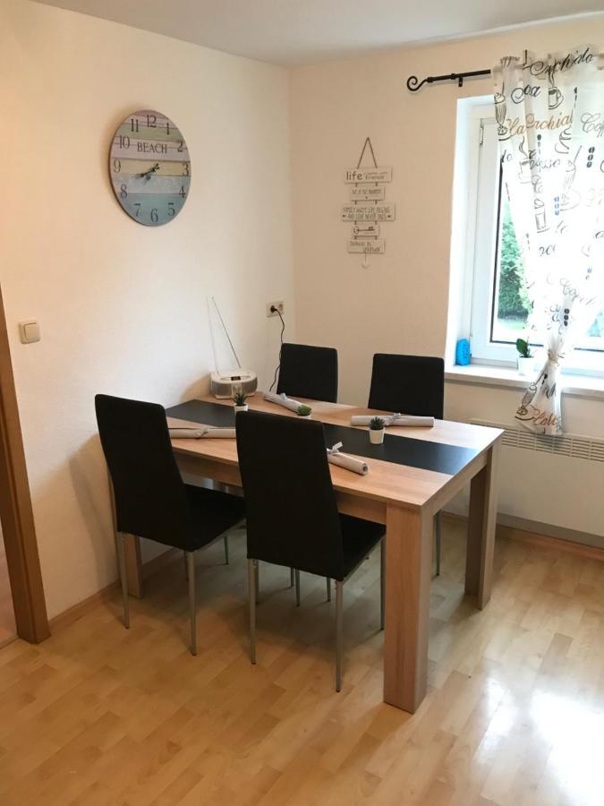 Ferienwohnung Zum Pinguin II Grunewald Exterior photo